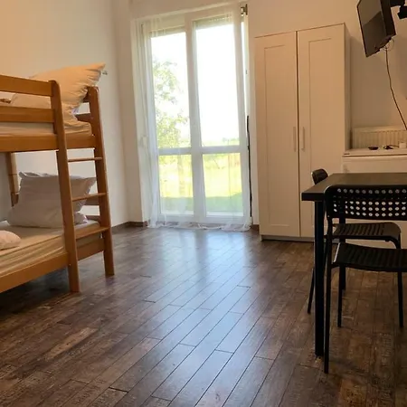 Amira Guest house